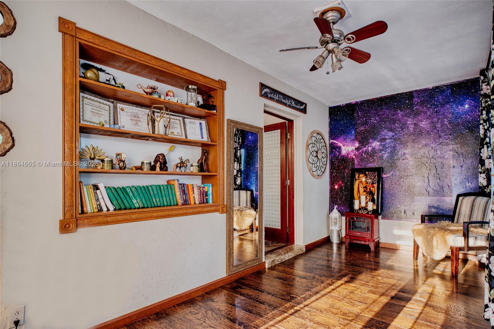 HOLLYWOOD SOUTH SIDE ADD - Residential