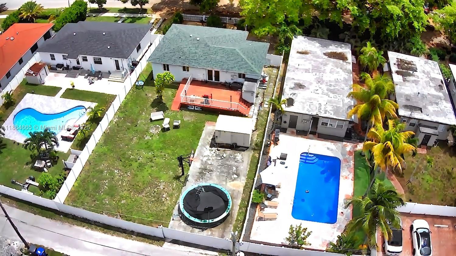 HOLLYWOOD SOUTH SIDE ADD - Residential