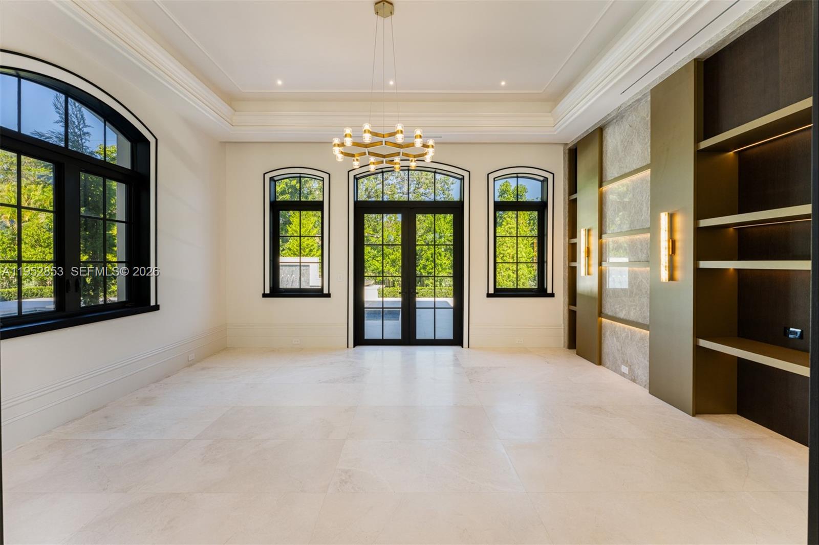 COLLINS ACRES - Residential