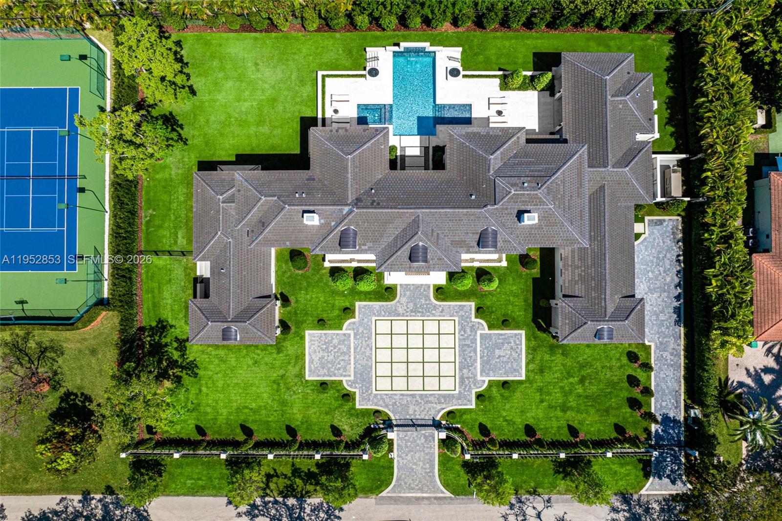 COLLINS ACRES - Residential