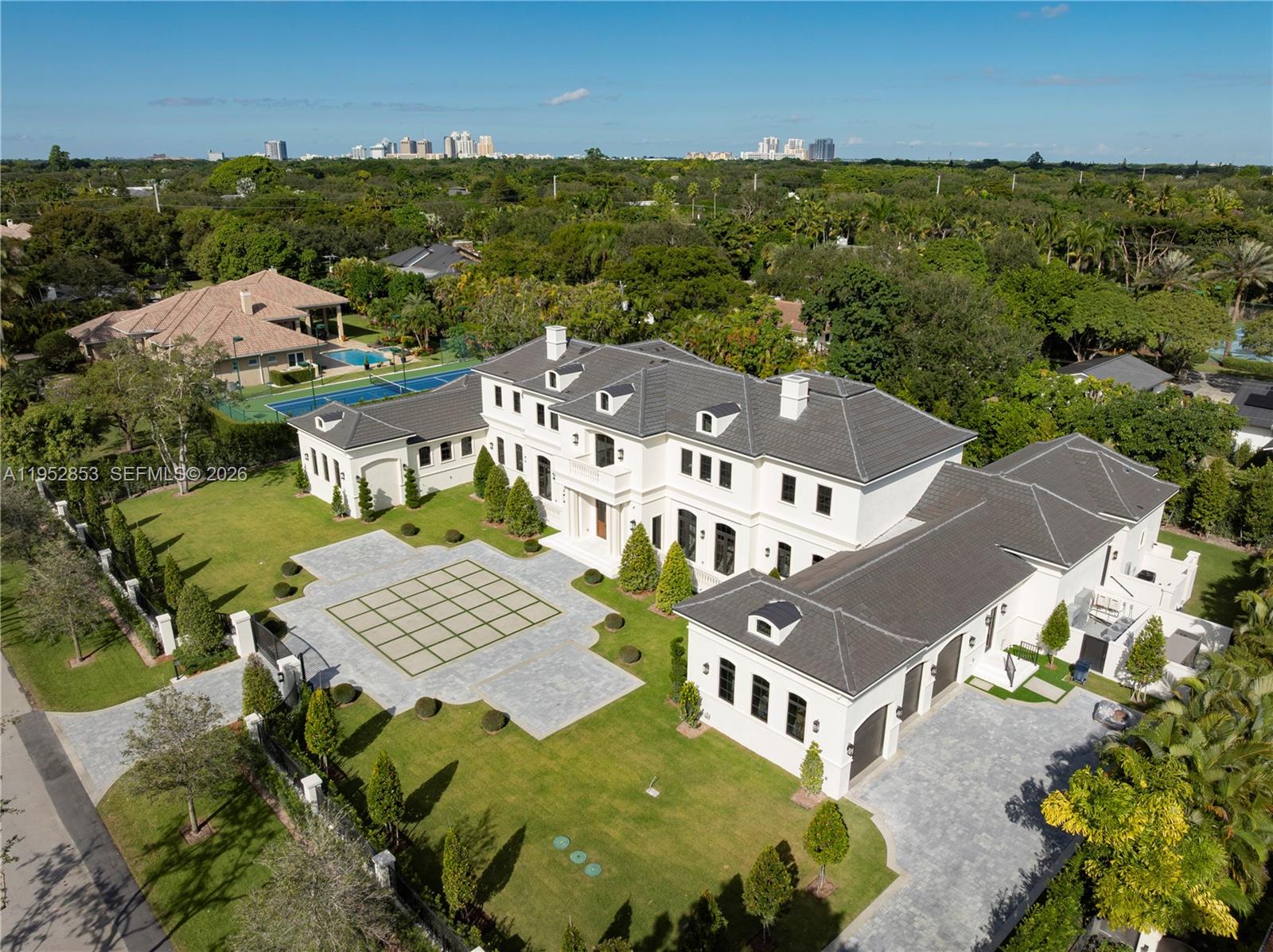 COLLINS ACRES - Residential