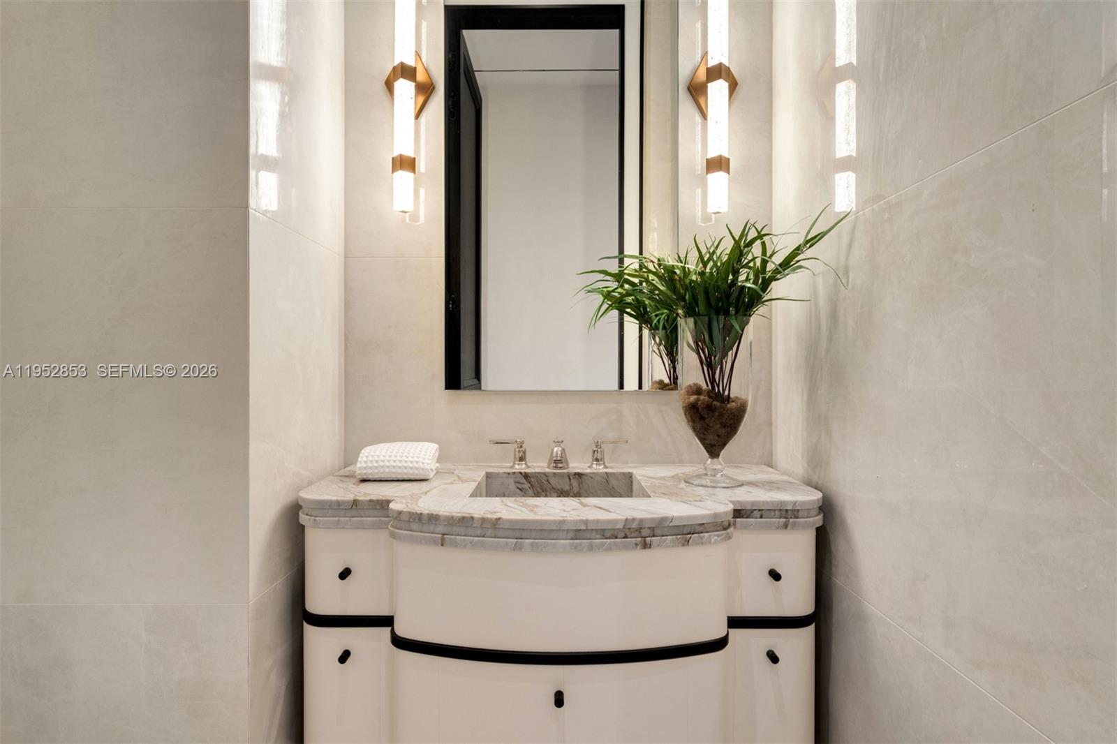 COLLINS ACRES - Residential