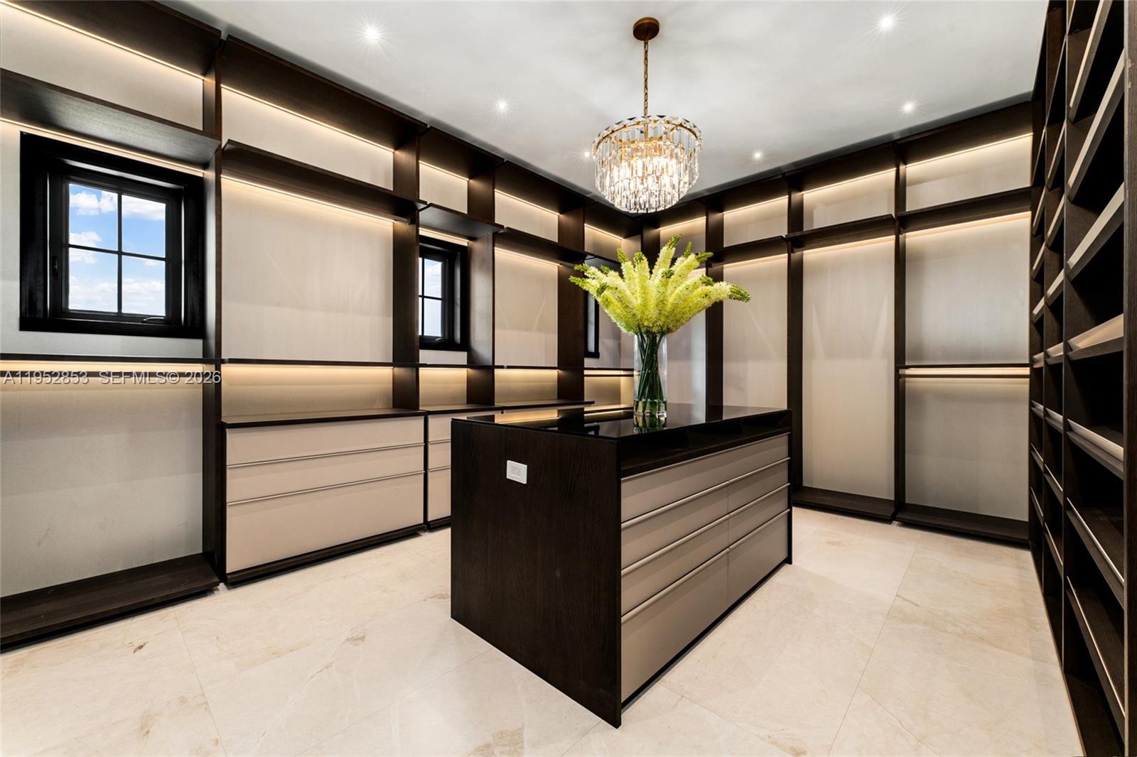 COLLINS ACRES - Residential