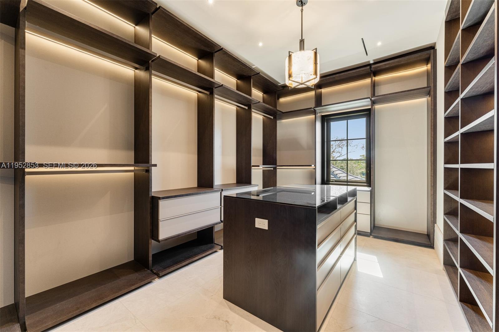 COLLINS ACRES - Residential