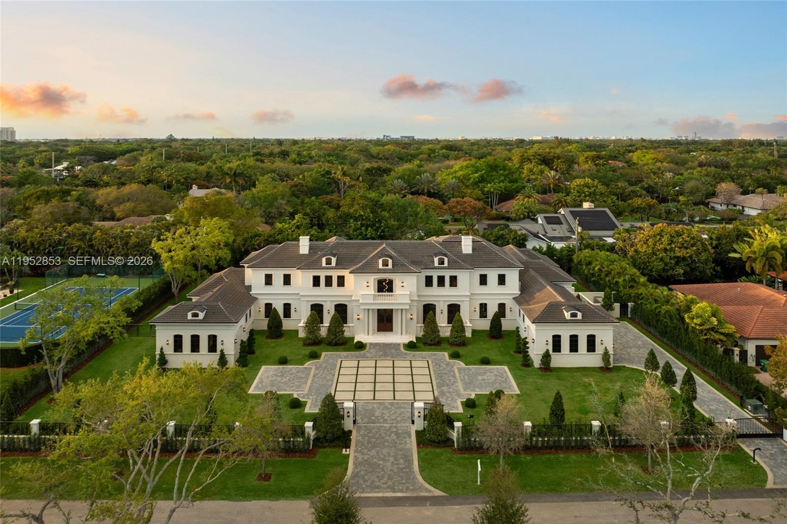 COLLINS ACRES - Residential