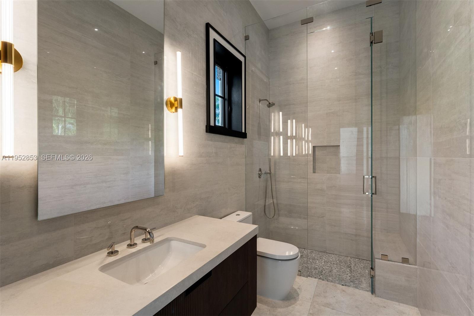 COLLINS ACRES - Residential