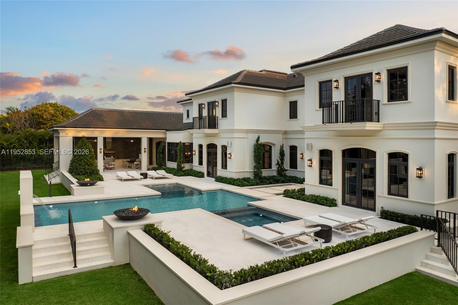 COLLINS ACRES - Residential