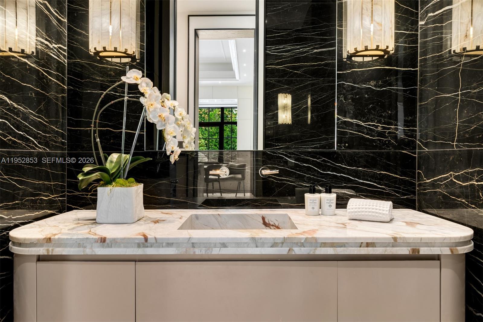 COLLINS ACRES - Residential