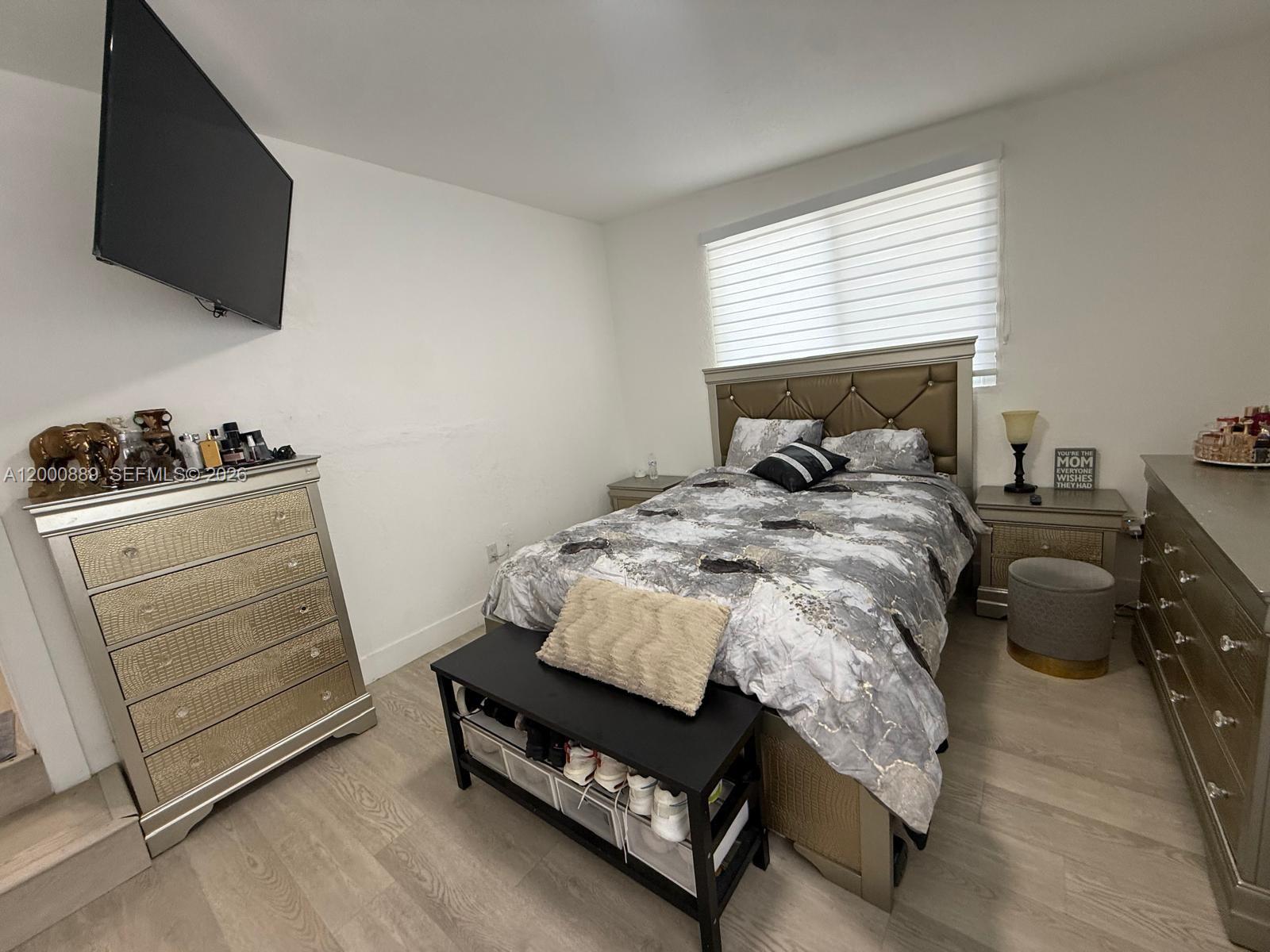 LINWOOD GARDENS NO 2 - Residential