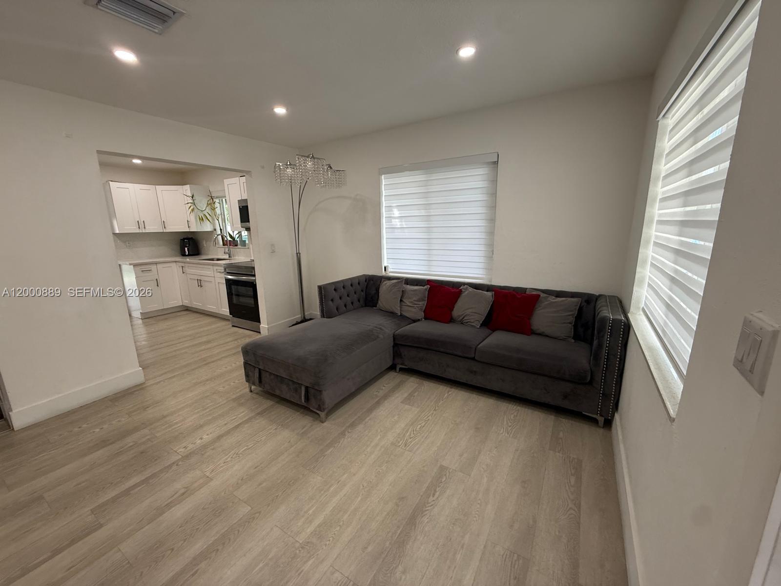 LINWOOD GARDENS NO 2 - Residential