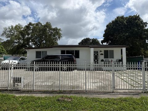 6404 Meade St Hollywood FL 33024