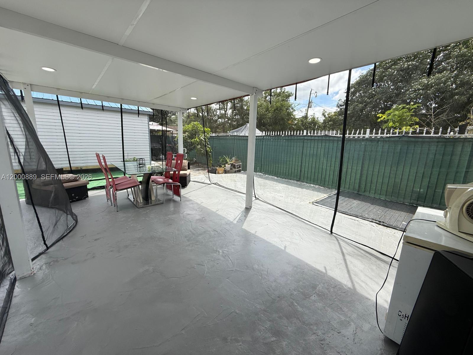 LINWOOD GARDENS NO 2 - Residential