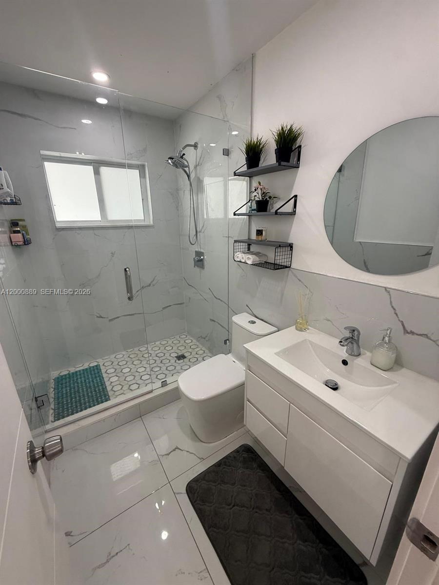 LINWOOD GARDENS NO 2 - Residential