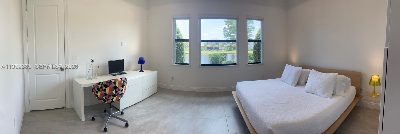 PARKLAND BAY - Residential