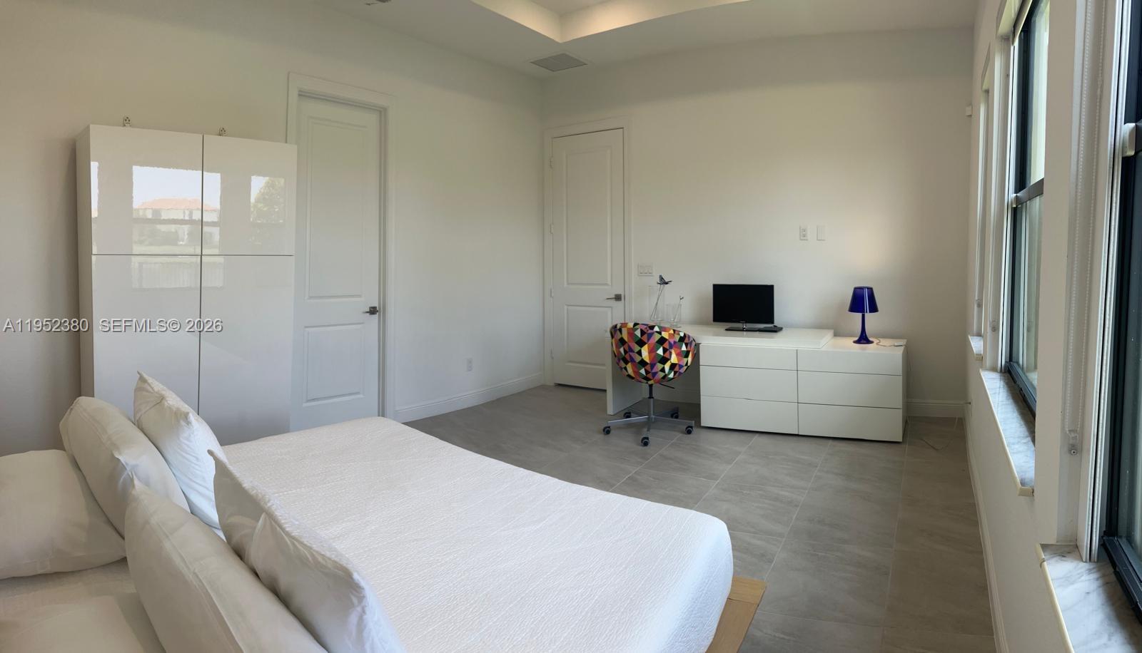 PARKLAND BAY - Residential