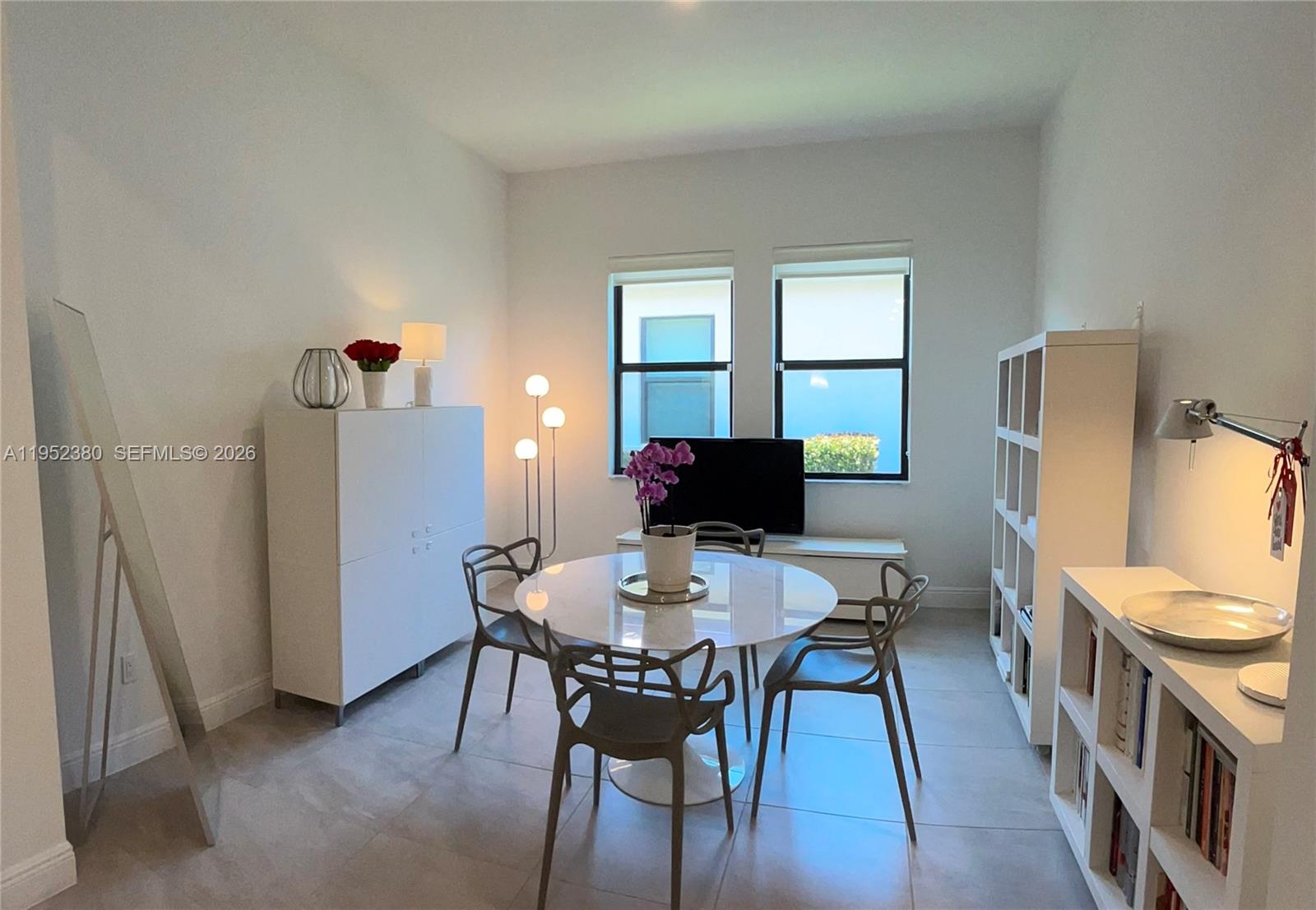 PARKLAND BAY - Residential