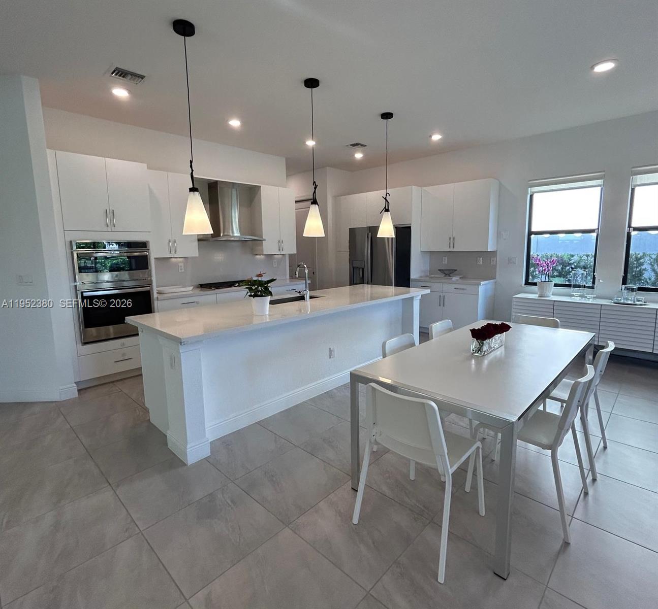 PARKLAND BAY - Residential