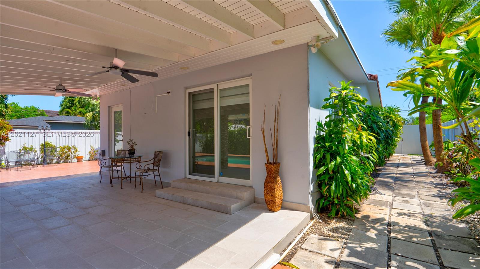 AMND PLAT OF MIAMI SUB UR - Residential Income