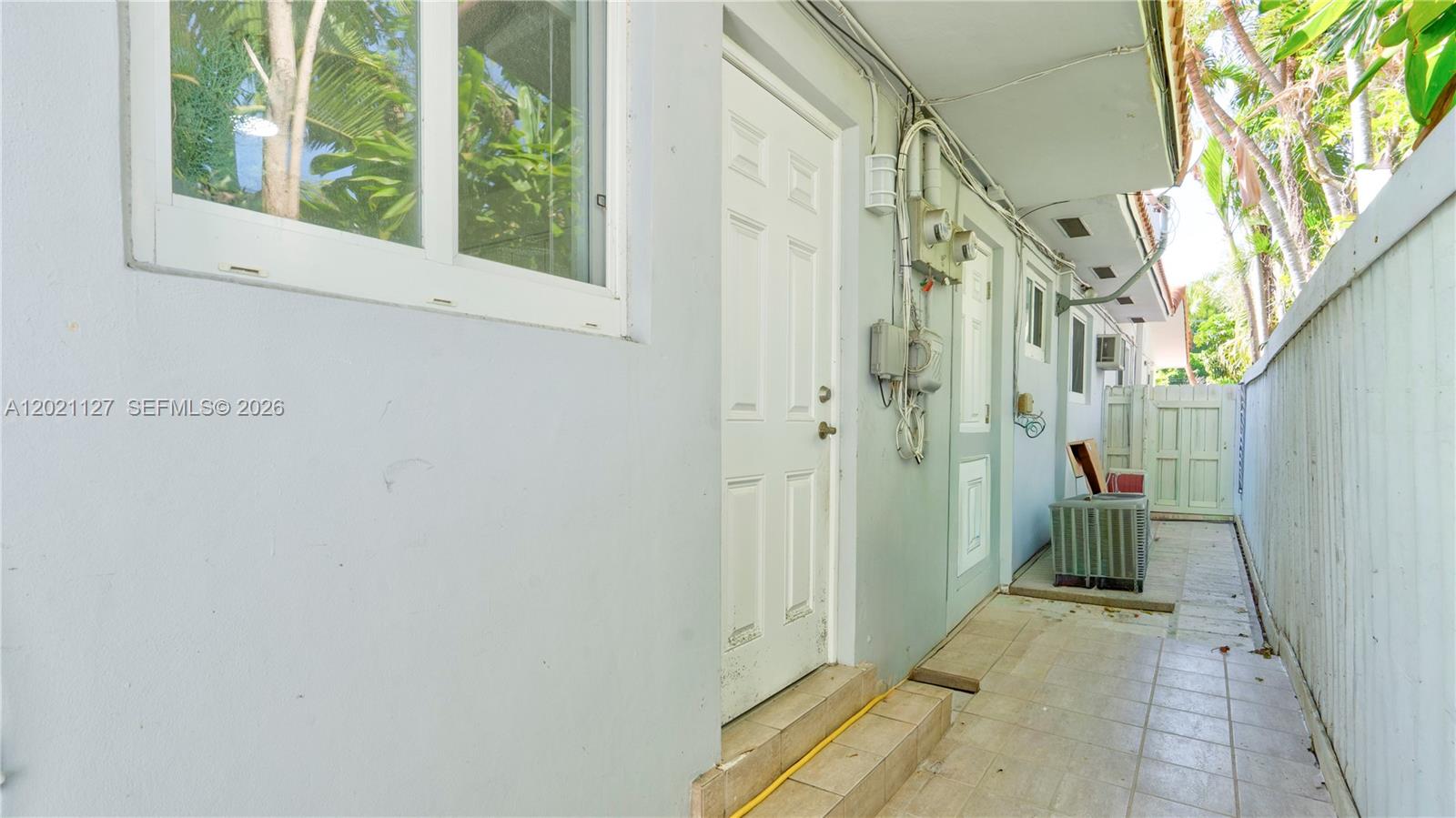 AMND PLAT OF MIAMI SUB UR - Residential Income