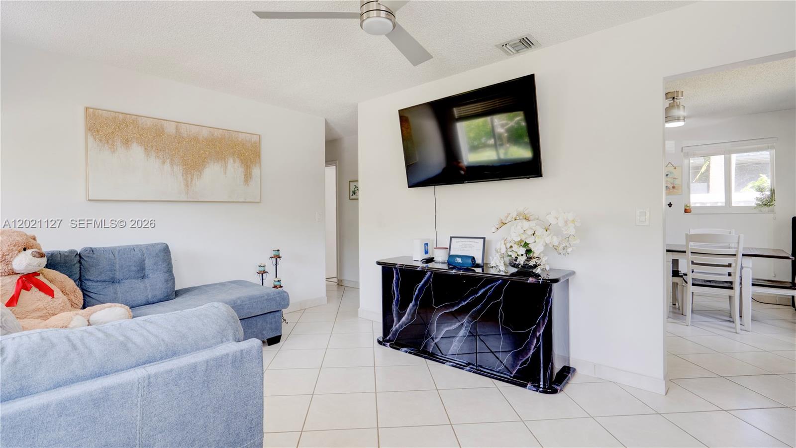 AMND PLAT OF MIAMI SUB UR - Residential Income