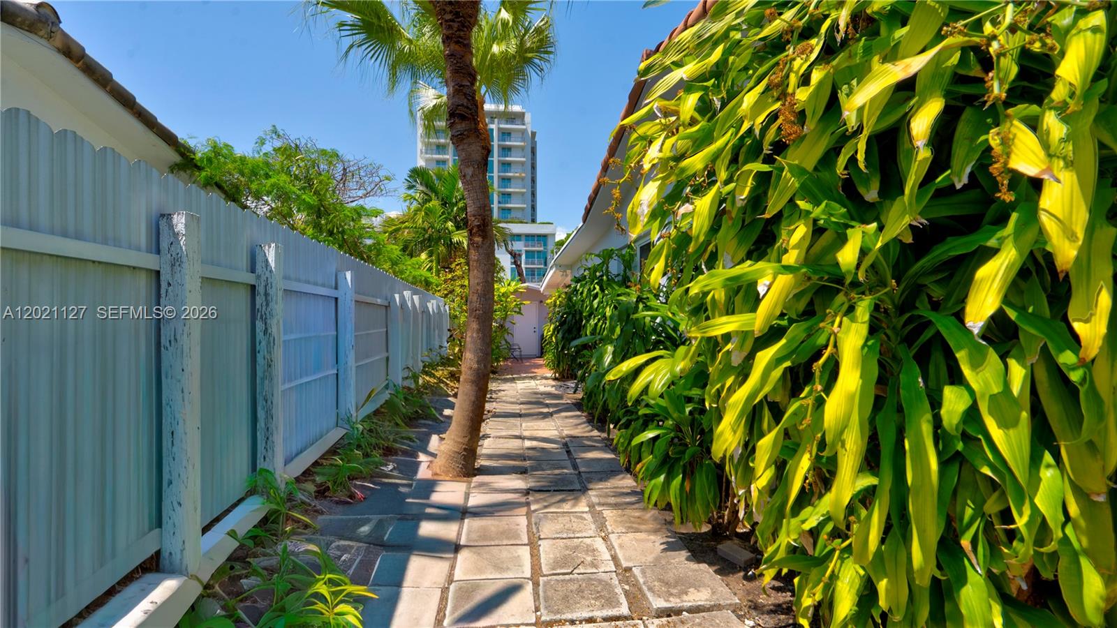 AMND PLAT OF MIAMI SUB UR - Residential Income