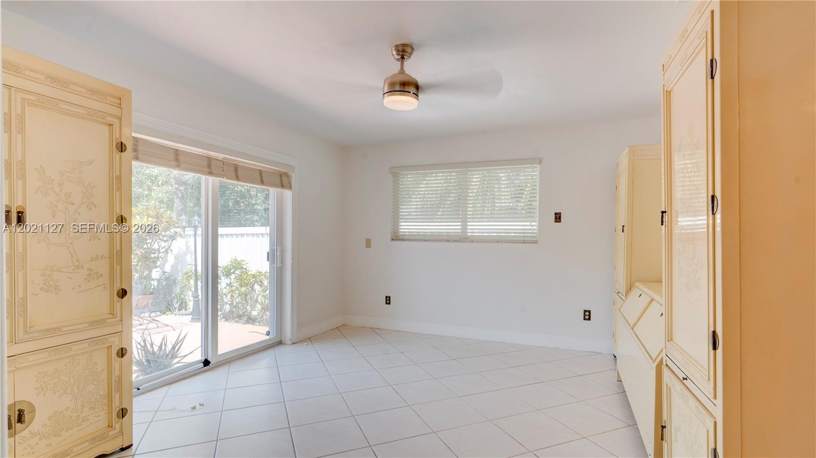 AMND PLAT OF MIAMI SUB UR - Residential Income