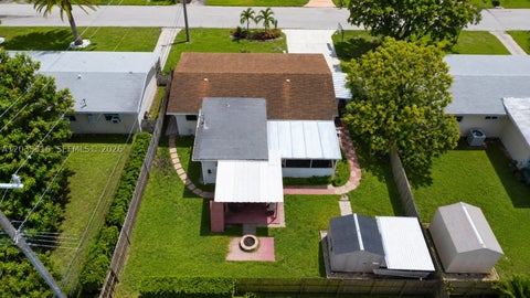 Photo of 7611 NW 15th Ct, Pembroke Pines, FL 33024 (MLS # A12035316)