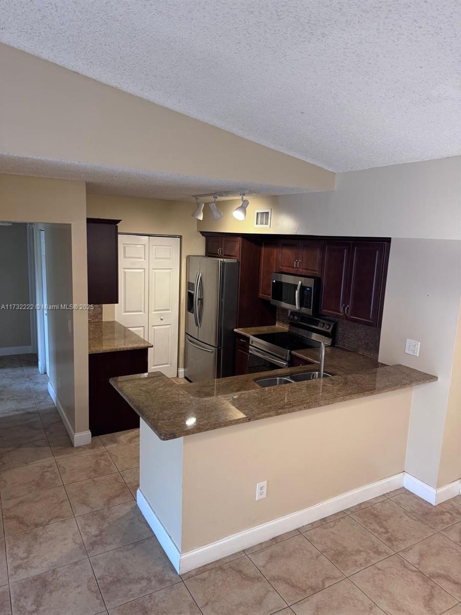 2640 S University Dr 316