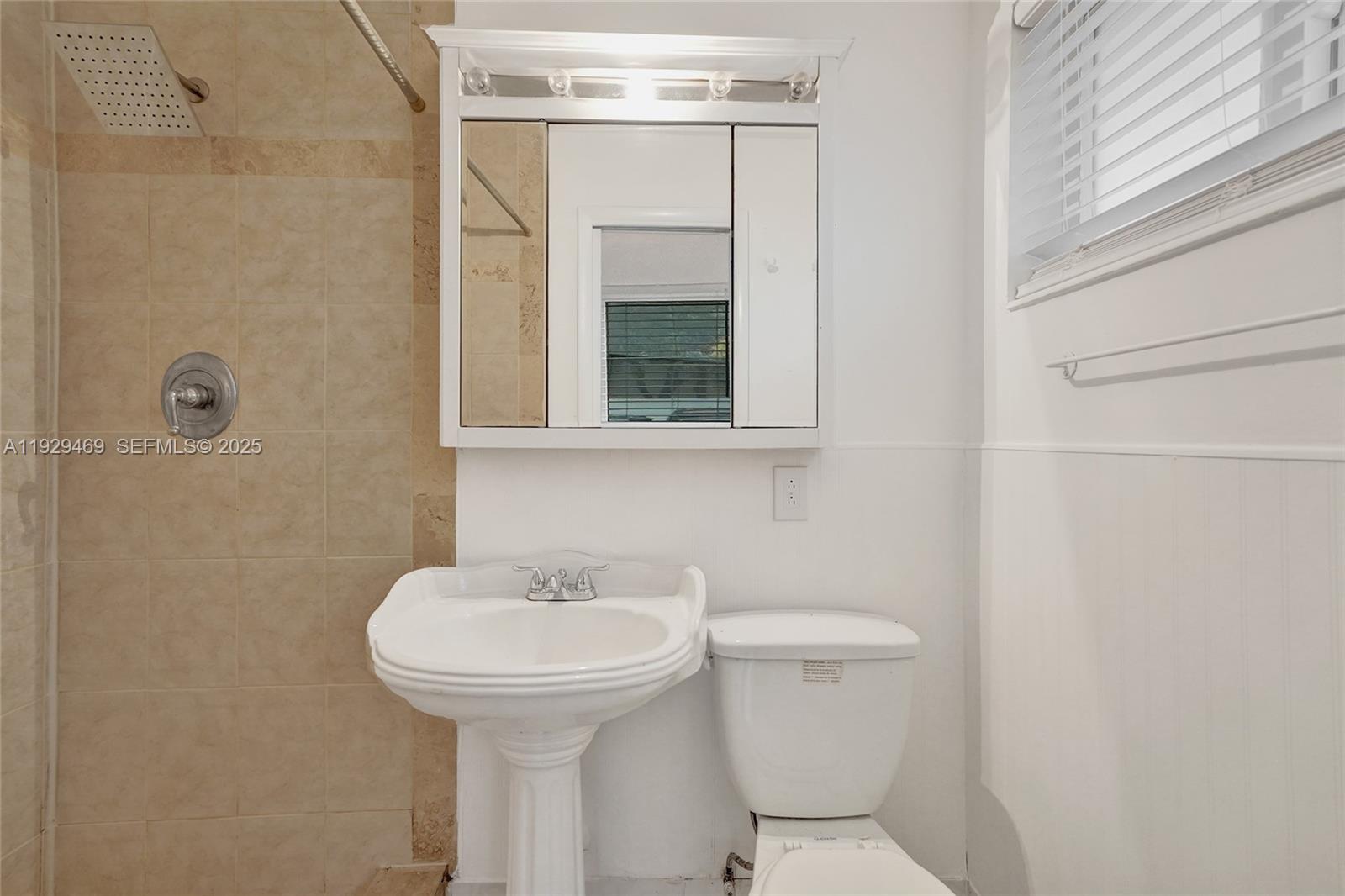 CORAL RIDGE ISLES - Residential Income