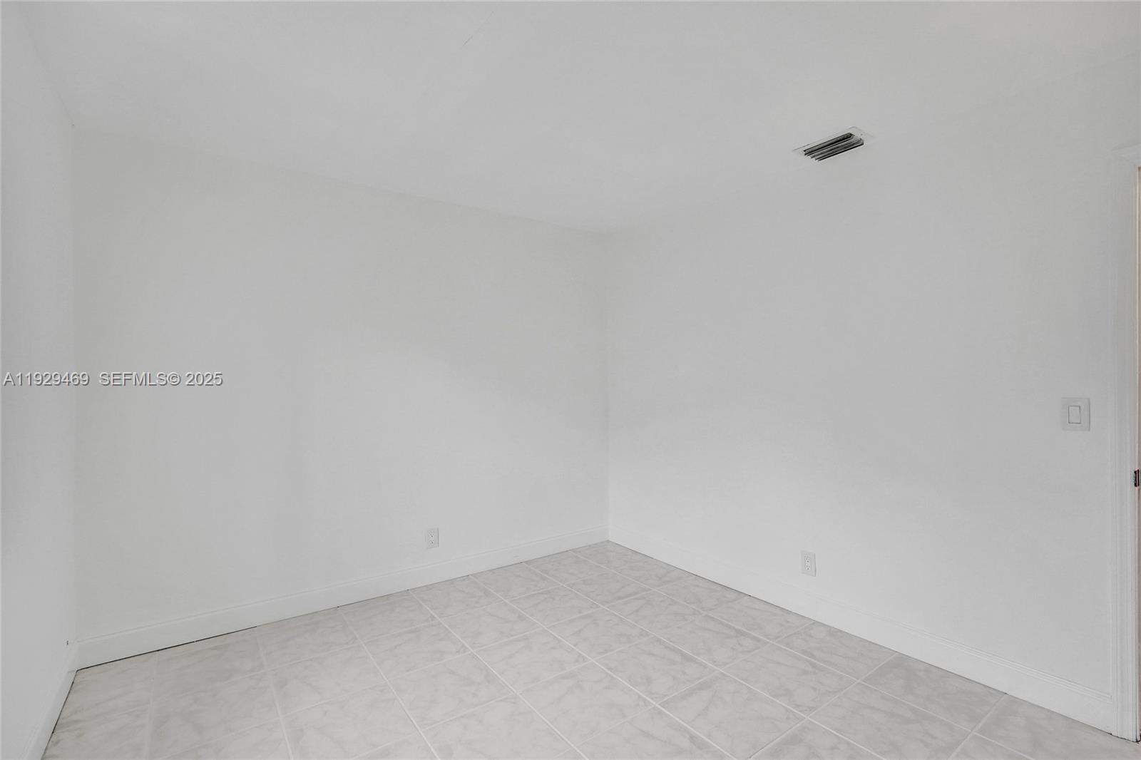 CORAL RIDGE ISLES - Residential Income