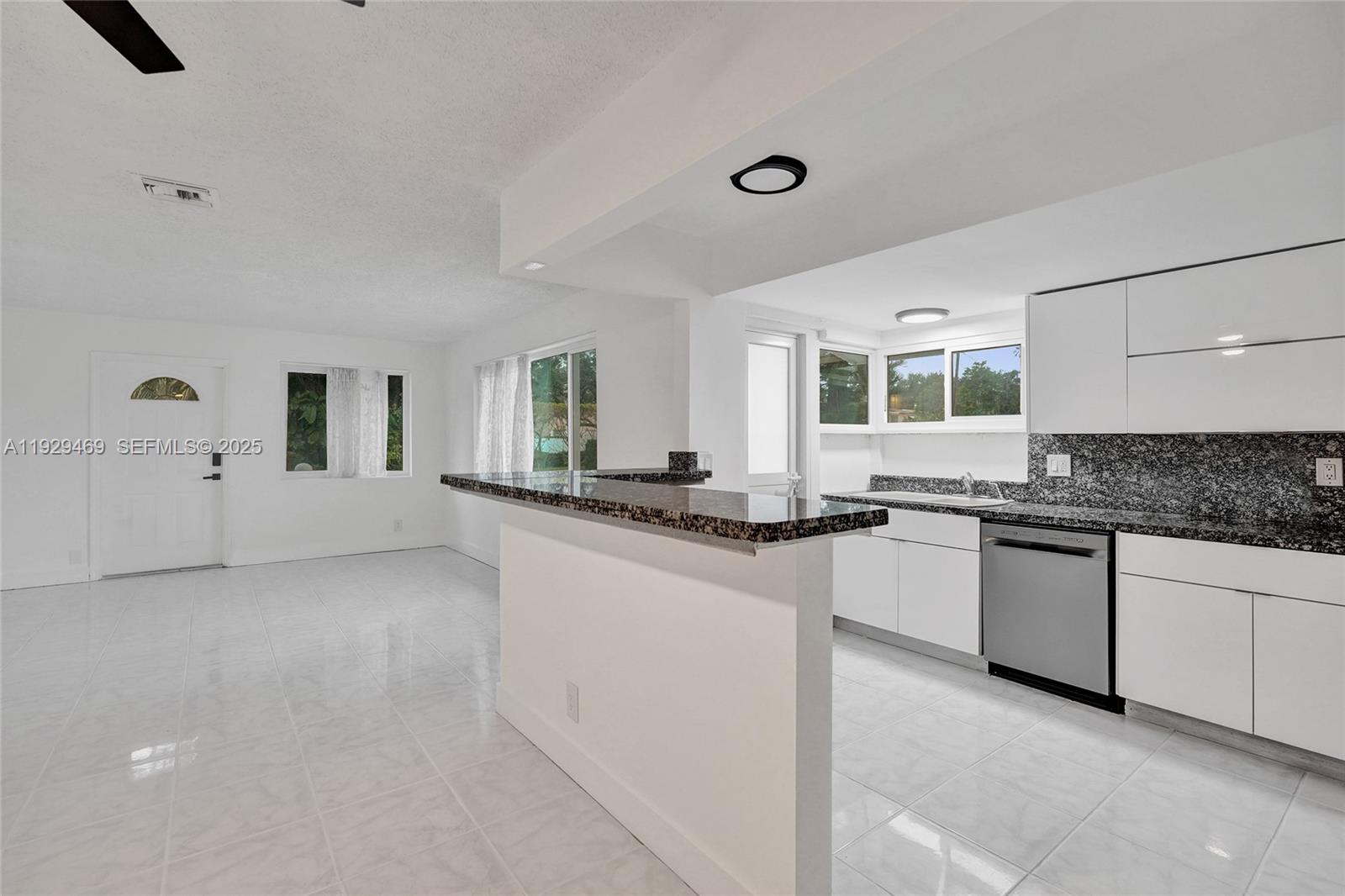 CORAL RIDGE ISLES - Residential Income