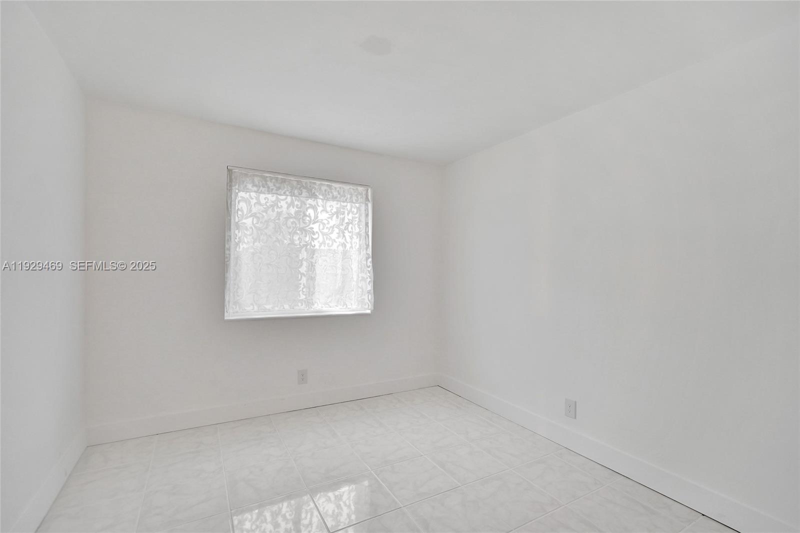 CORAL RIDGE ISLES - Residential Income