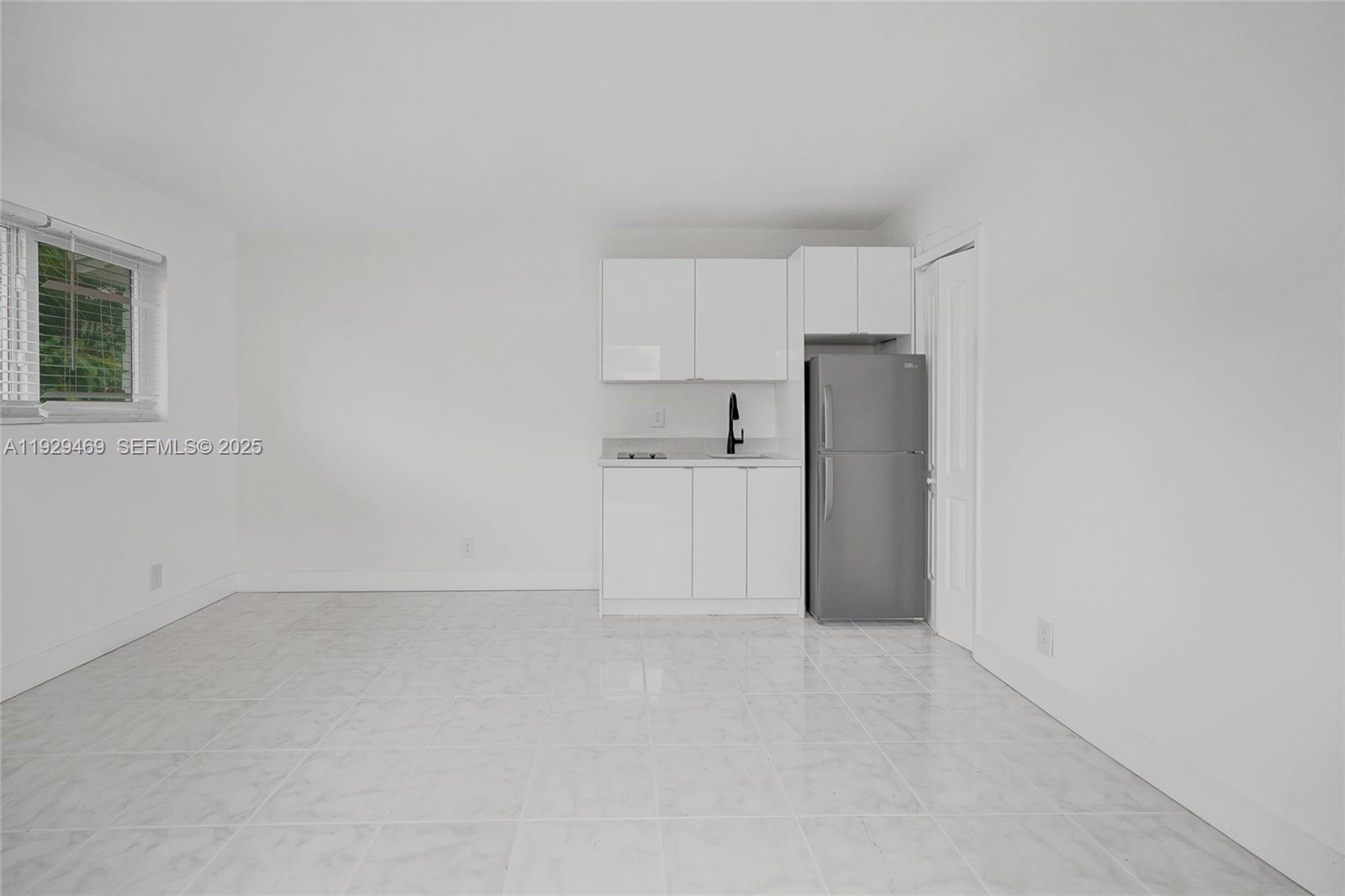 CORAL RIDGE ISLES - Residential Income