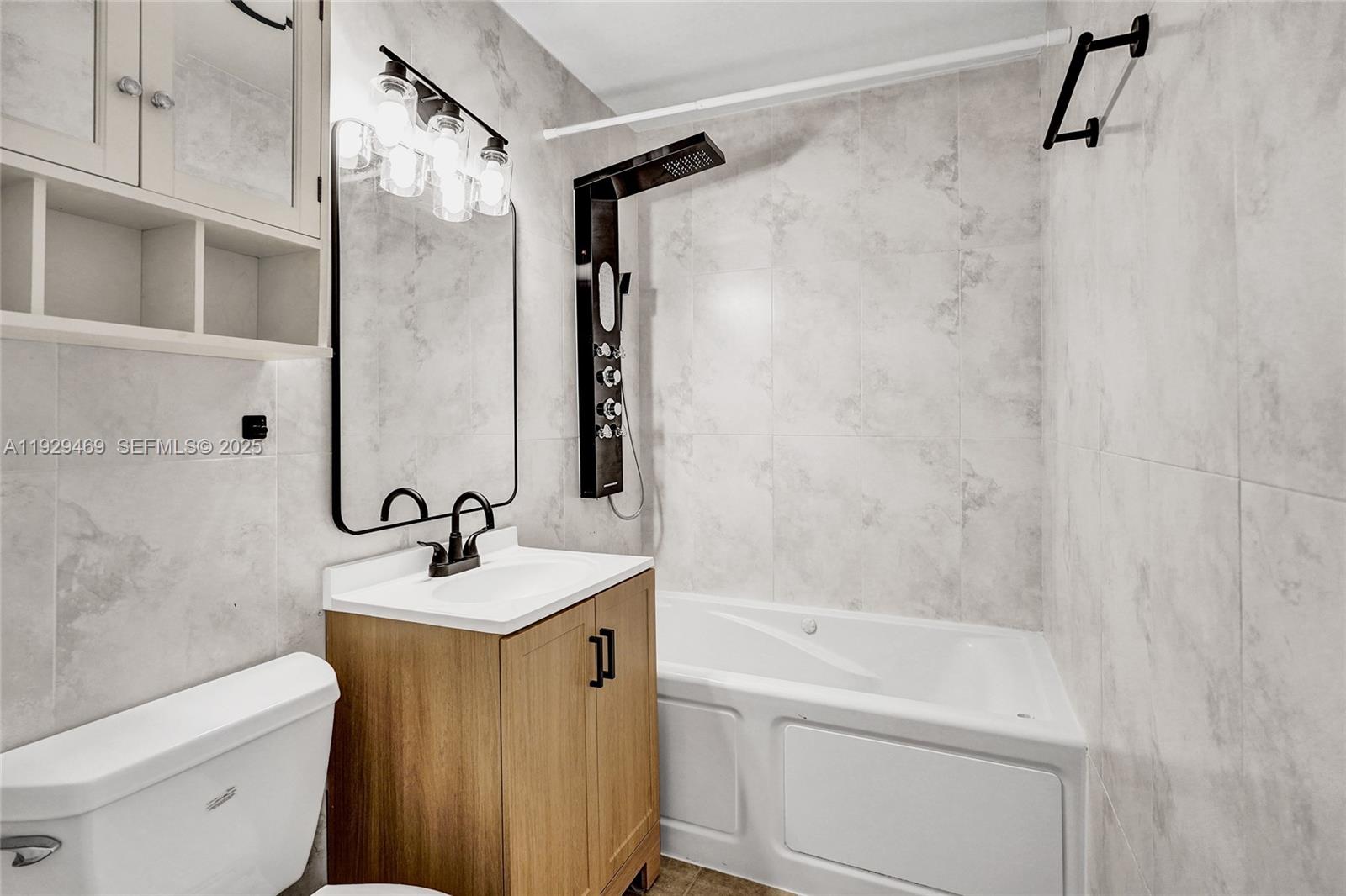 CORAL RIDGE ISLES - Residential Income