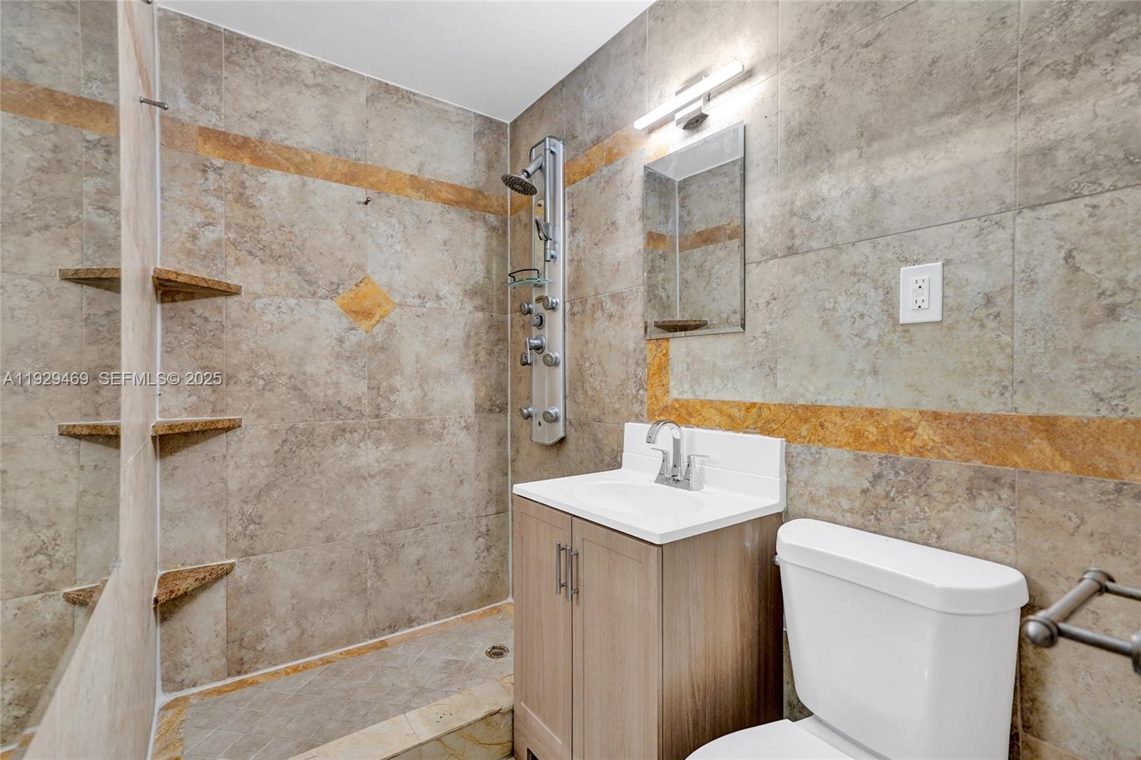 CORAL RIDGE ISLES - Residential Income