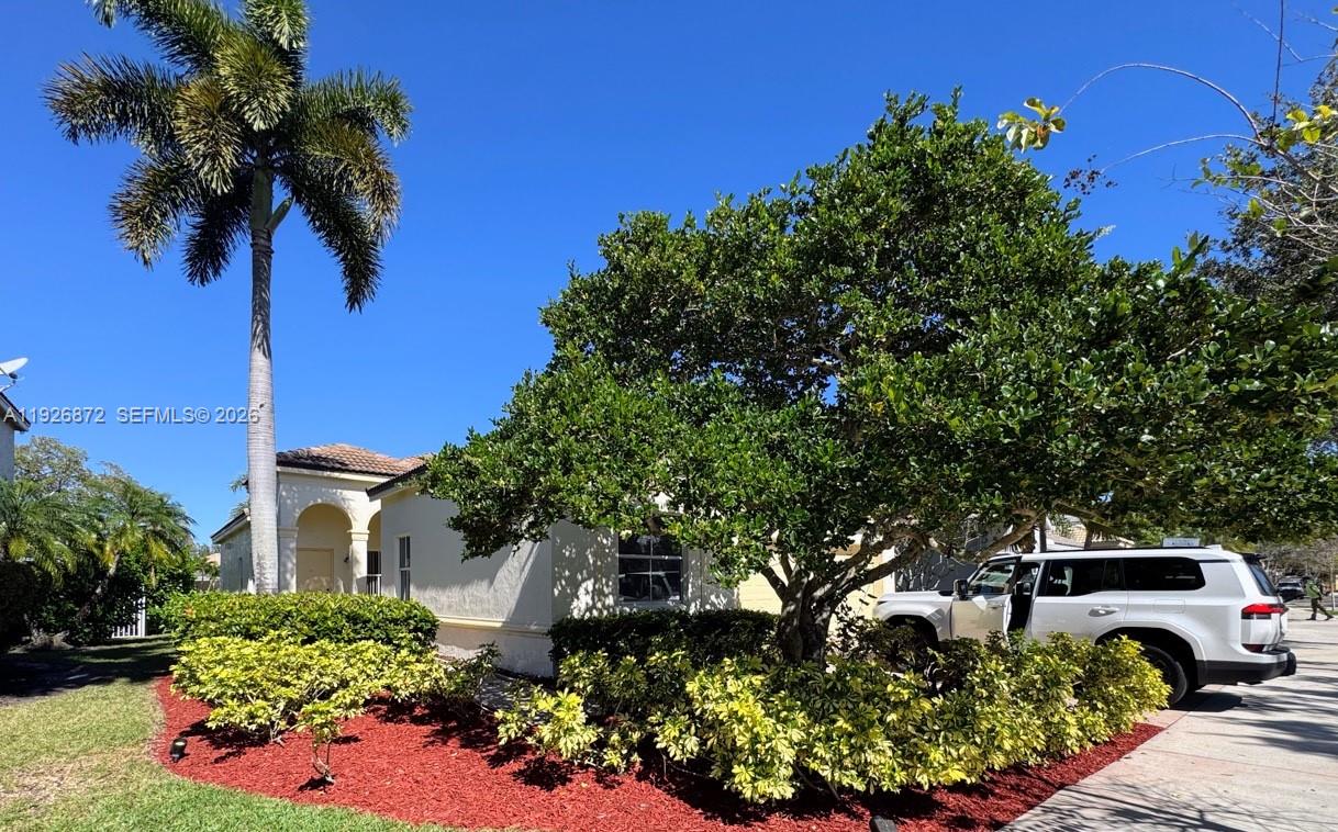 THE MEADOWS - Residential Lease