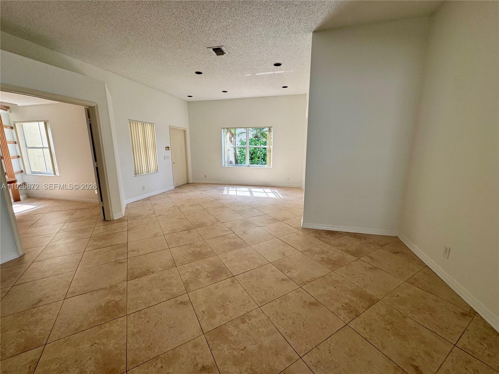 THE MEADOWS - Residential Lease