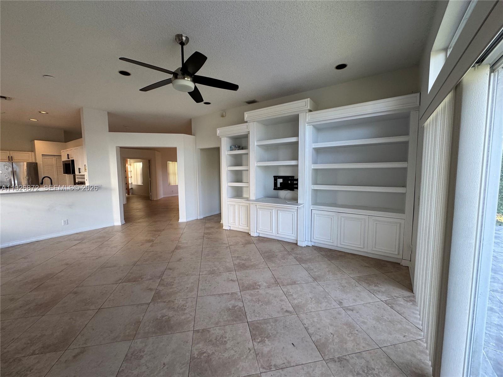 THE MEADOWS - Residential Lease