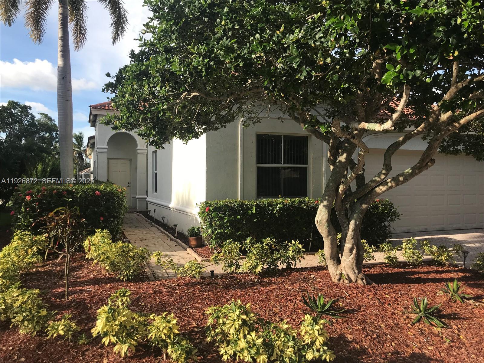 THE MEADOWS - Residential Lease