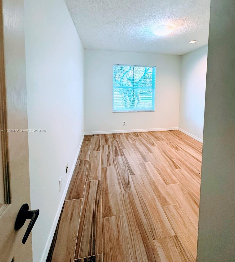 THE MEADOWS - Residential Lease