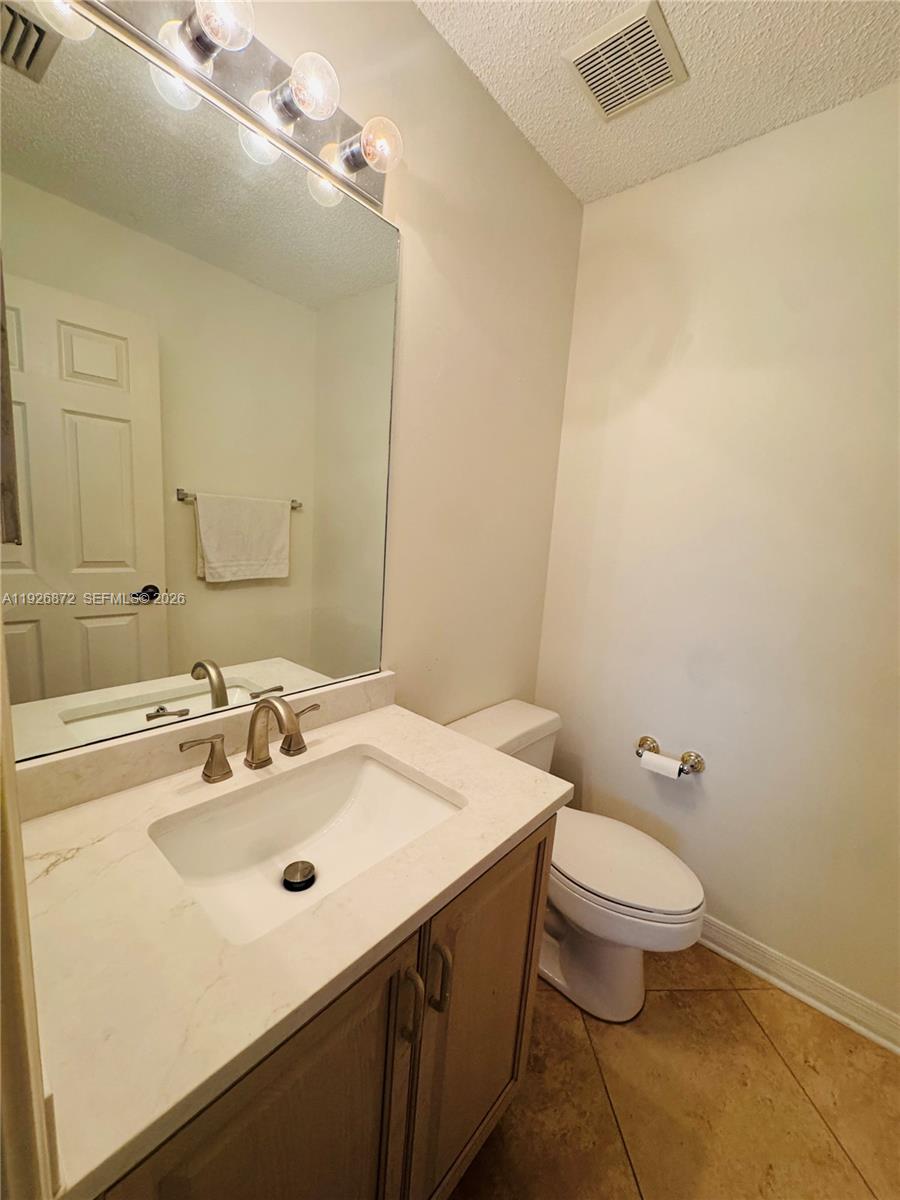 THE MEADOWS - Residential Lease