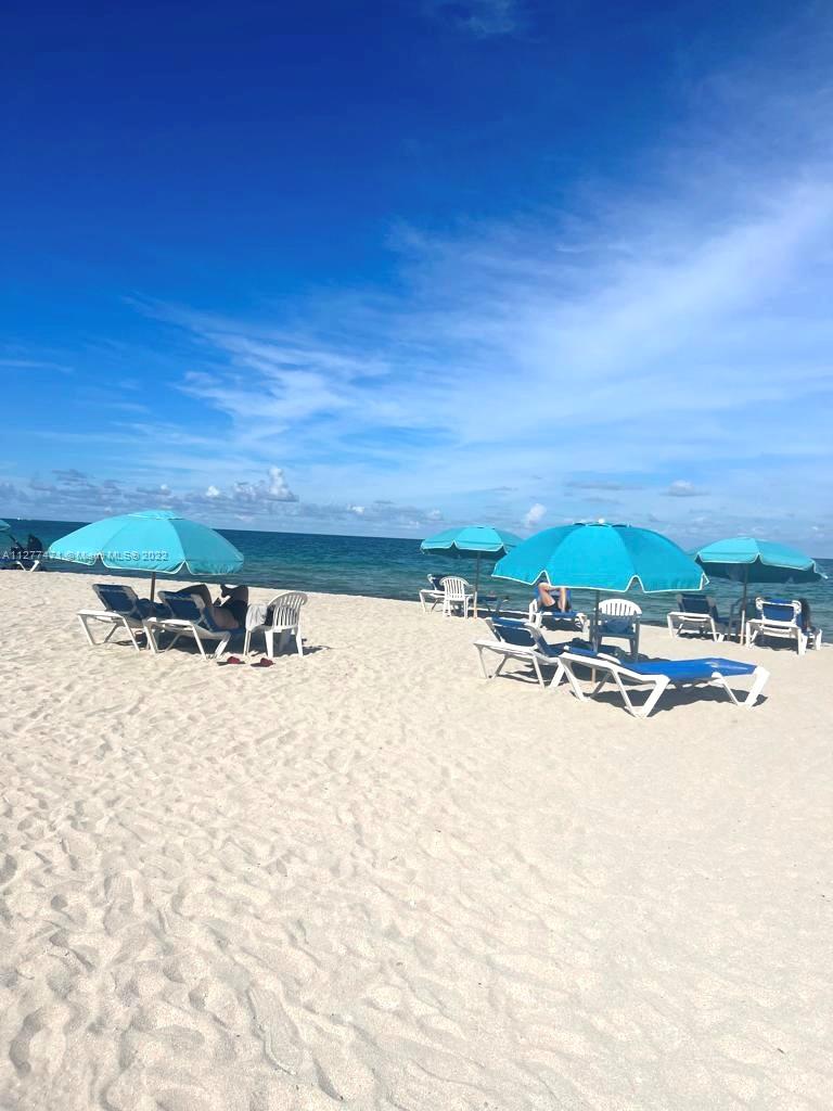 THE PLAZA OF BAL HARBOUR - Residential Lease