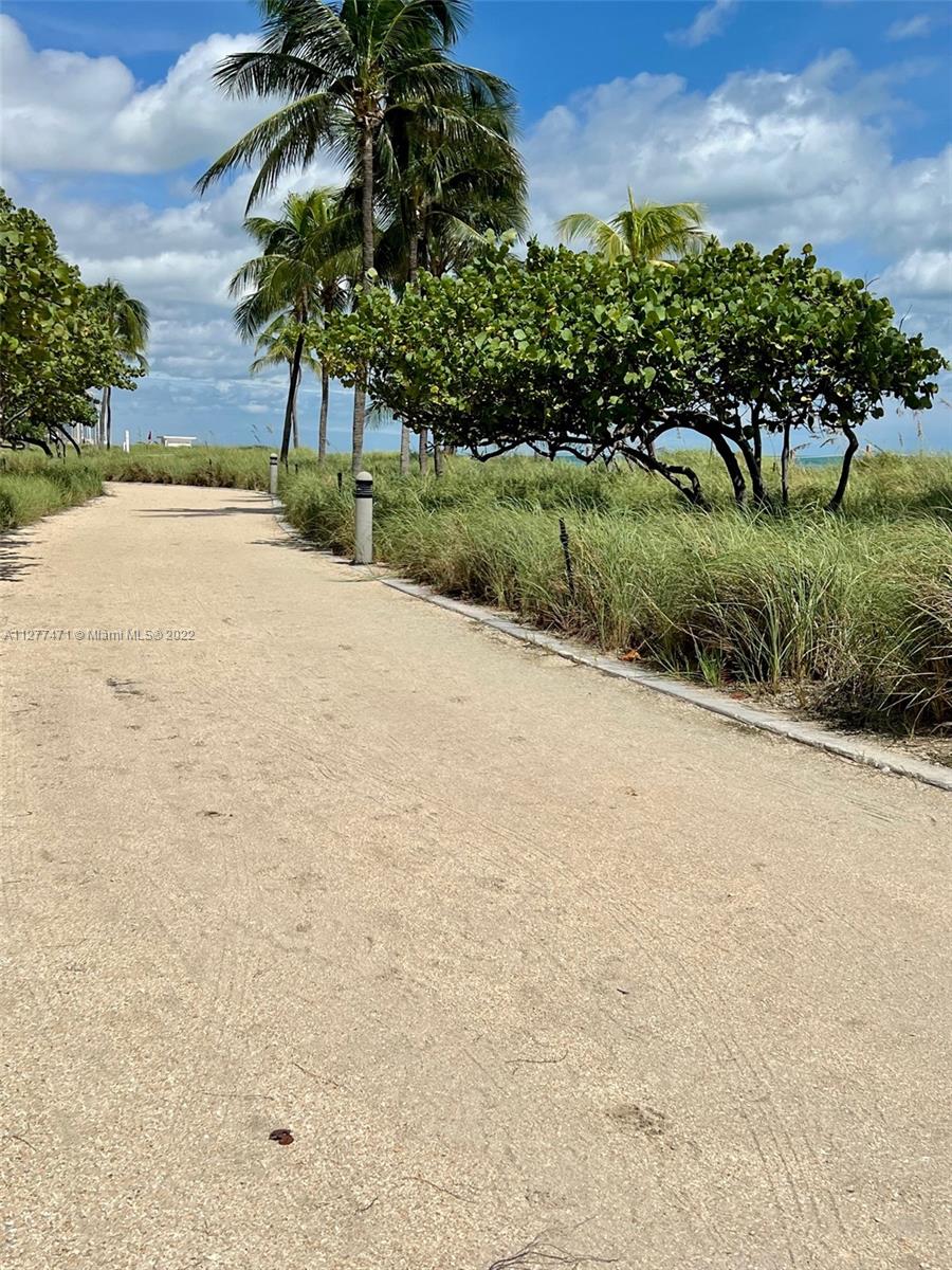 THE PLAZA OF BAL HARBOUR - Residential Lease