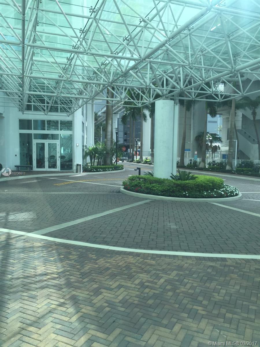 BRICKELL ON THE RIVER N T - Residential Lease