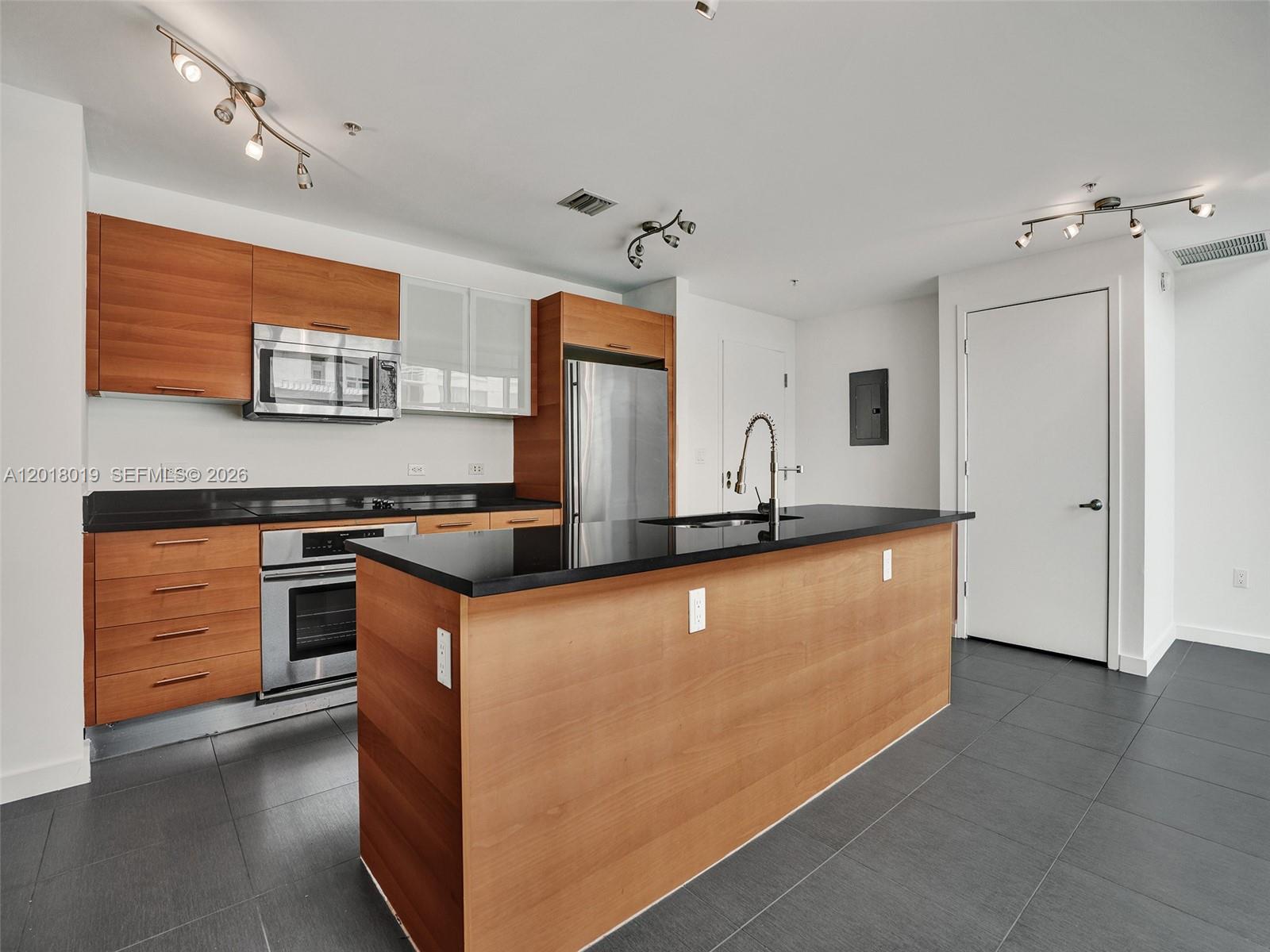 FOUR MIDTOWN MIAMI CONDO - Residential