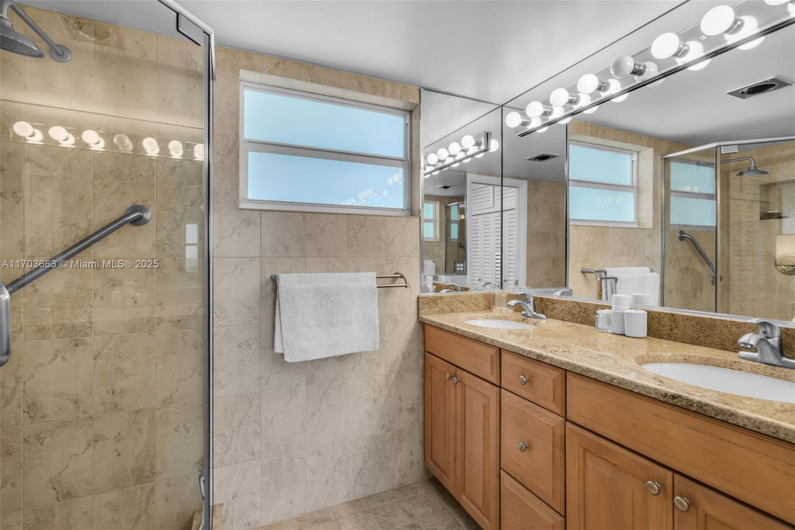 GRANADA HOUSE CONDOMINIUM - Residential