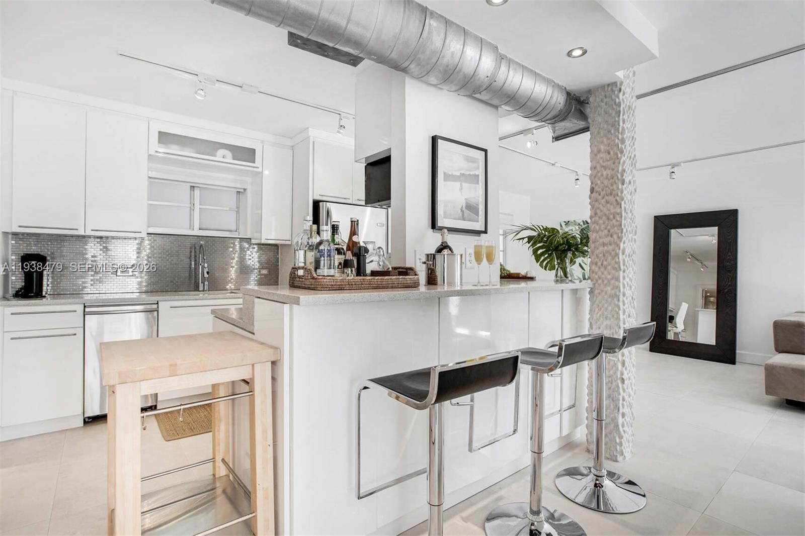 LASER CONDO - Residential