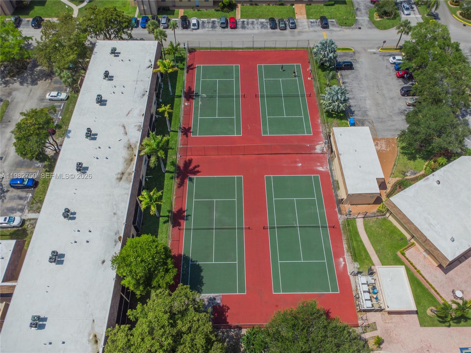 VILLAS AT CARRIAGE HILLS - Residential