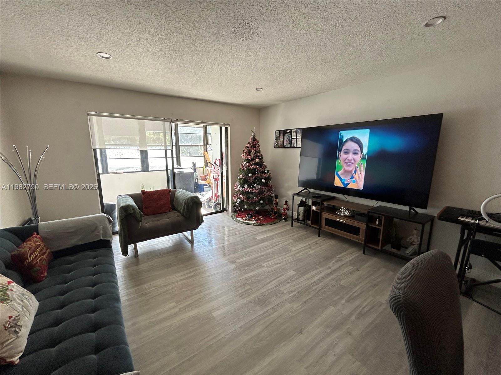 VILLAS AT CARRIAGE HILLS - Residential