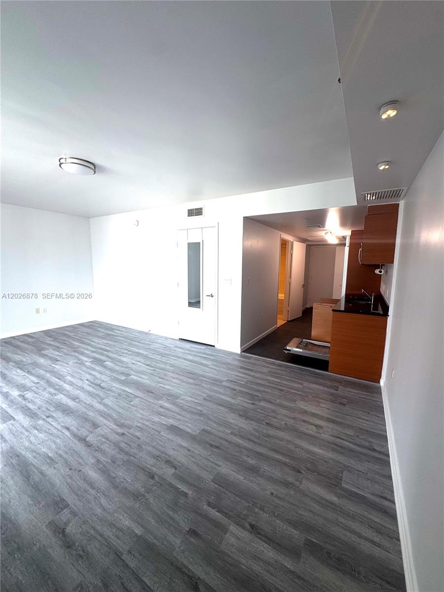 50 Biscayne Blvd 3303